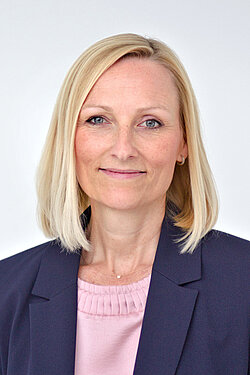 Prof. Dr. Ivonne Regel