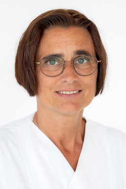 Dr. med. Cornelia Jacob