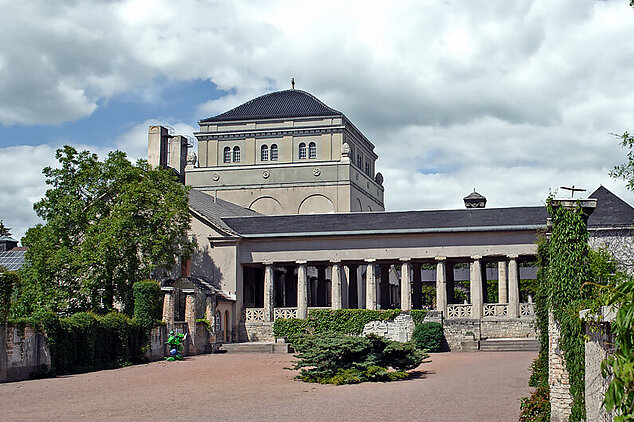 Große Feierhalle des Getraudenfriedhofs